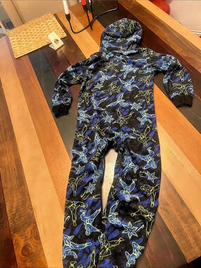 PJ Place Kids Hooded Printed Footie Baby 6M-7/8 Like New